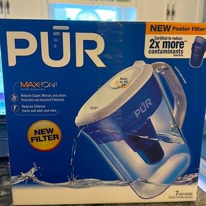 💦💧MAXion Water Pitcher w/ Ionized Water Filter💧💦